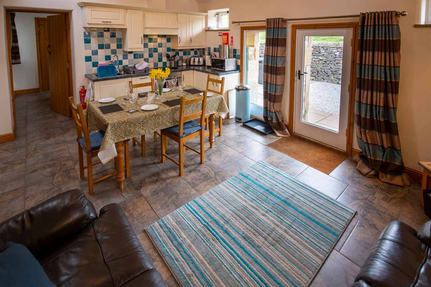 Lets-Go-Peak-District_Ashtree_Cottage_001 Hartington Holiday Cottage