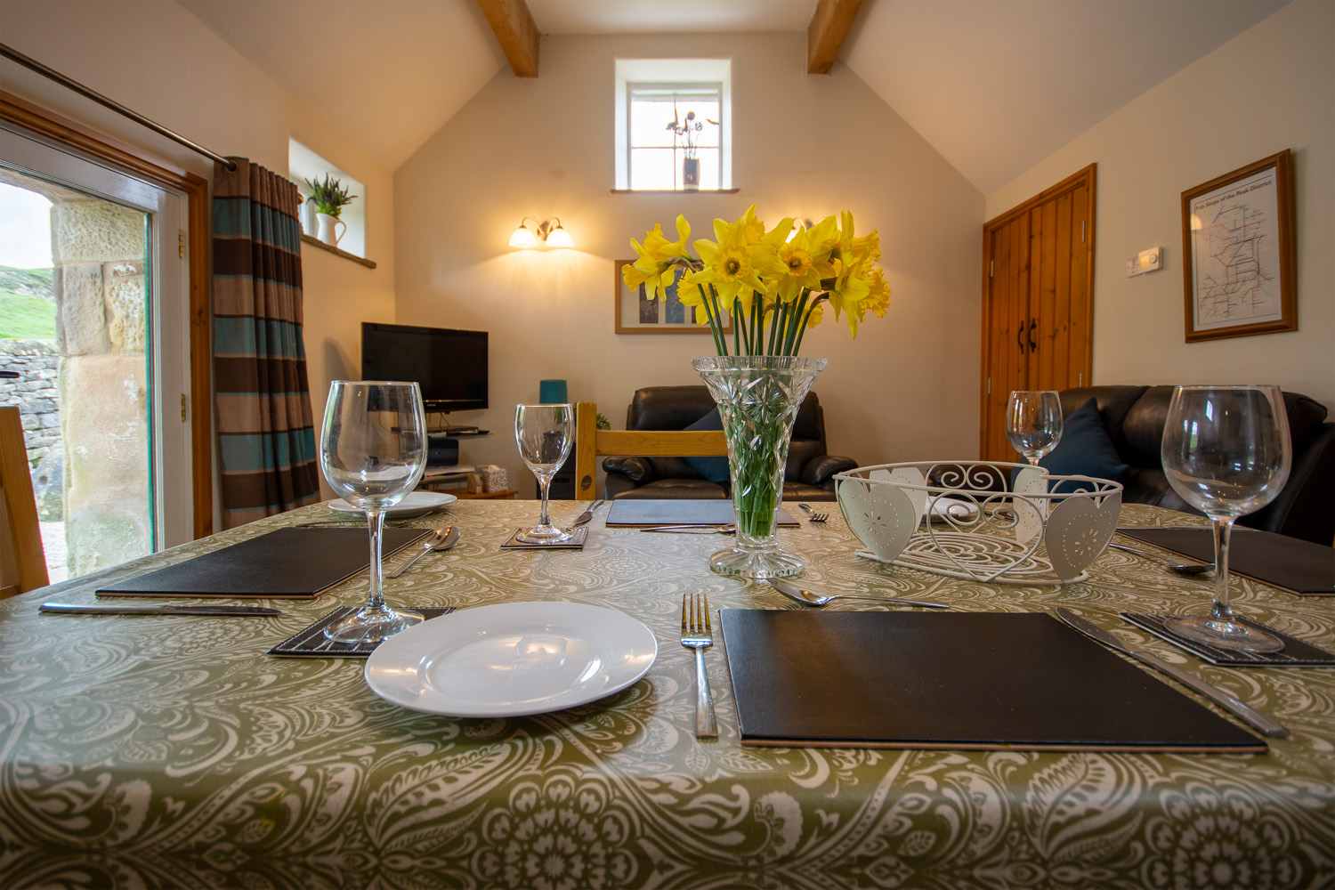 Lets-Go-Peak-District_Ashtree_Cottage_003 Hartington Holiday Cottage