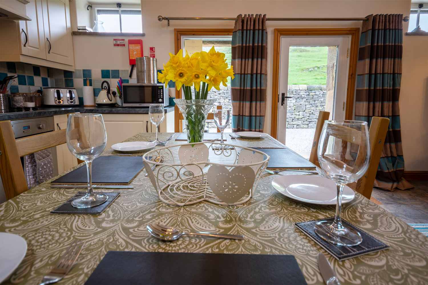 Lets-Go-Peak-District_Ashtree_Cottage_004 Hartington Holiday Cottage