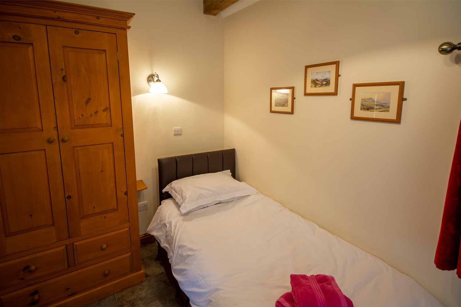 Lets-Go-Peak-District_Ashtree_Cottage_009 Hartington Holiday Cottage