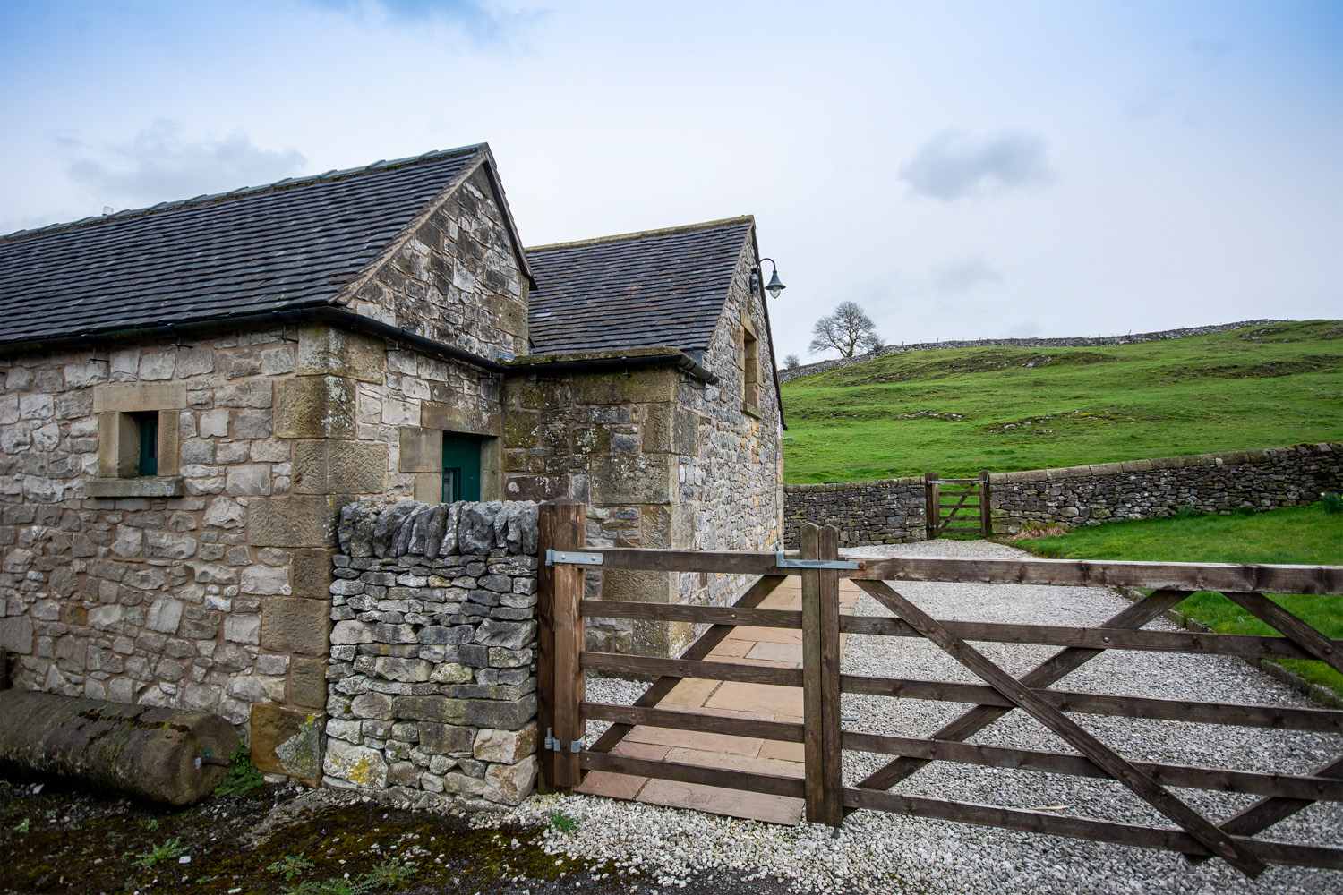 Lets-Go-Peak-District_Ashtree_Cottage_029 Peak District Hioliday Cottage