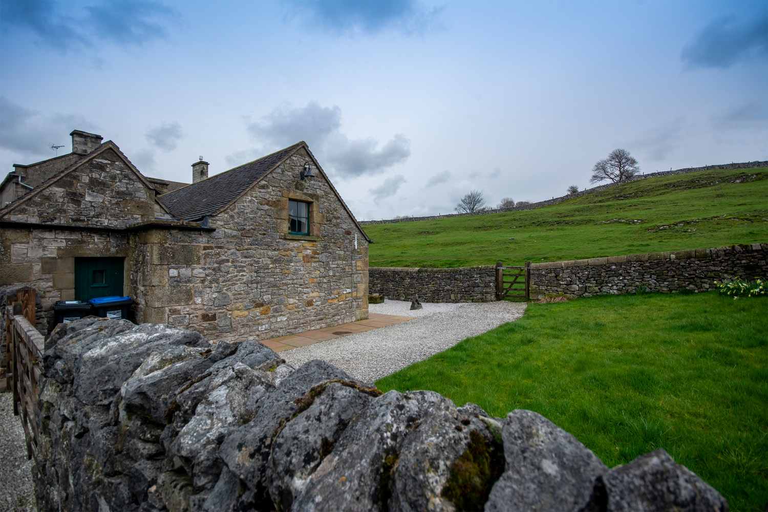 Lets-Go-Peak-District_Ashtree_Cottage_030 Hartington Holiday Cottage